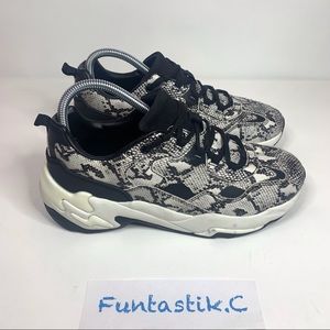 ❌SOLD❌ Bershka Snakeskin Print Platform Sneakers Shoes Womens Sz EU: 39, US: 8.5